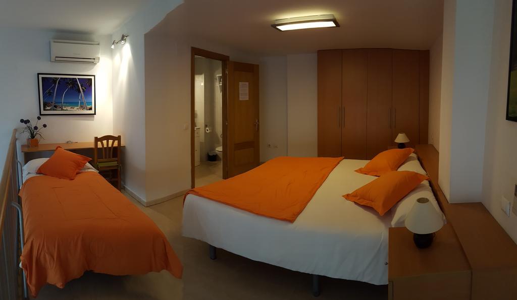 Enginyapartaments Figueras Extérieur photo